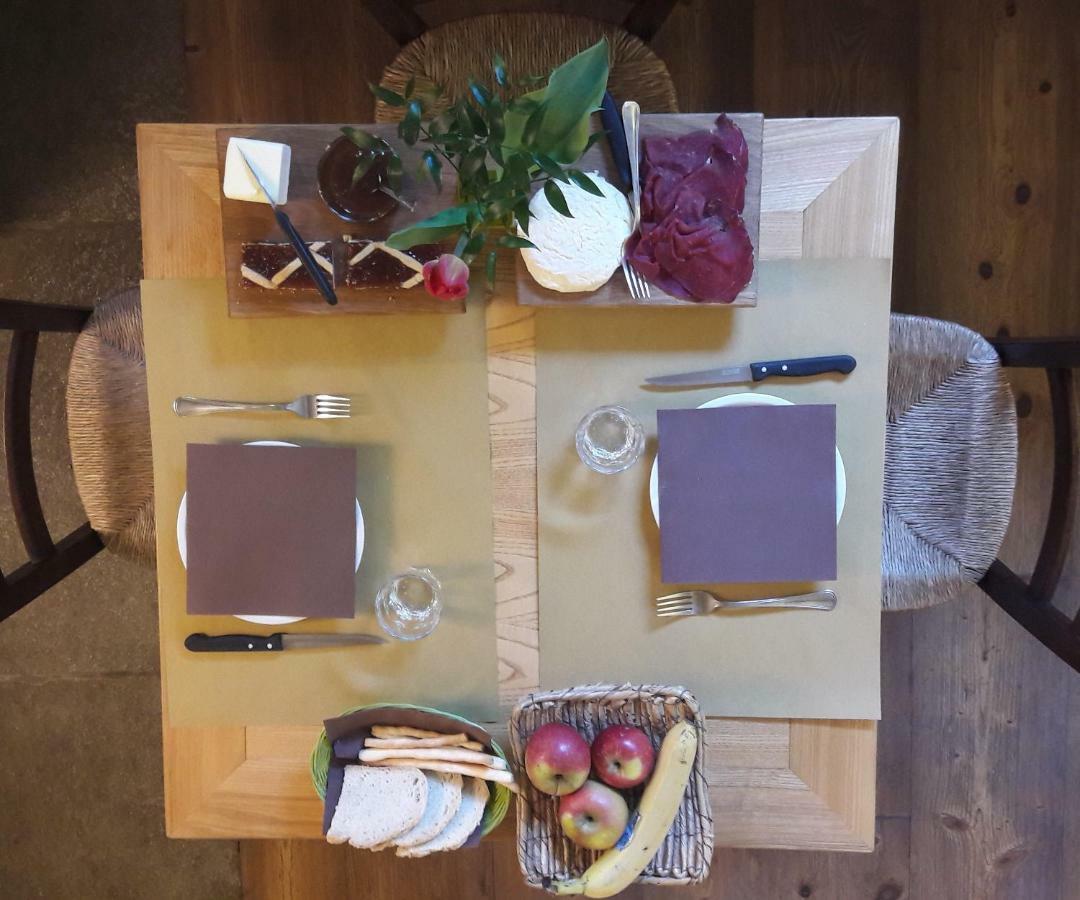 I Chimi Locanda Di Frassino Bagian luar foto